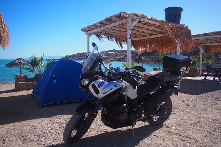 Bahia de Puertecitos, Baja California en Moto